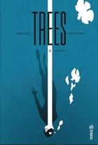 Couverture du livre « Trees Tome 2 : deux forêts » de Jason Howard et Warren Ellis aux éditions Urban Comics