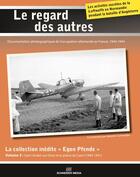 Couverture du livre « Le regard des autres » de Valentin Schneider aux éditions Schneider Text