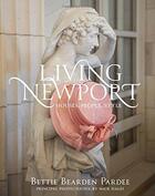 Couverture du livre « Living newport » de Bettie Bearden Parde aux éditions Glitterati London
