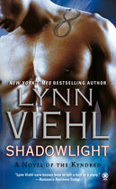 Couverture du livre « Shadowlight » de Viehl Lynn aux éditions Penguin Group Us