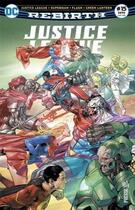 Couverture du livre « Justice League rebirth n.15 ; le corps des green lantern dechire ! » de  aux éditions Urban Comics Press