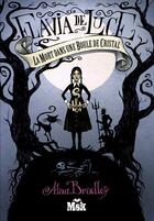 Couverture du livre « La mort dans une boule de cristal » de Alan Bradley aux éditions Editions Du Masque