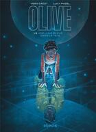 Couverture du livre « Olive Tome 1 : une lune bleue dans la tête » de Lucy Mazel et Vero Cazot aux éditions Dupuis